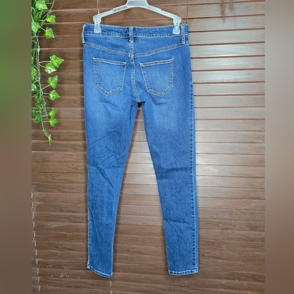 Universal Thread Mid-rise Skinny Midwash Women's Jeans Size 2R - Picture 2 of 12